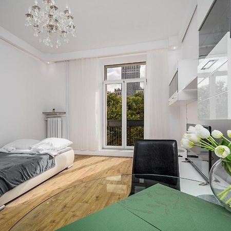Apartamento Apart D&K Apartament Z Widokiem Na Palac Kultury I Nauki Varsovia Exterior foto